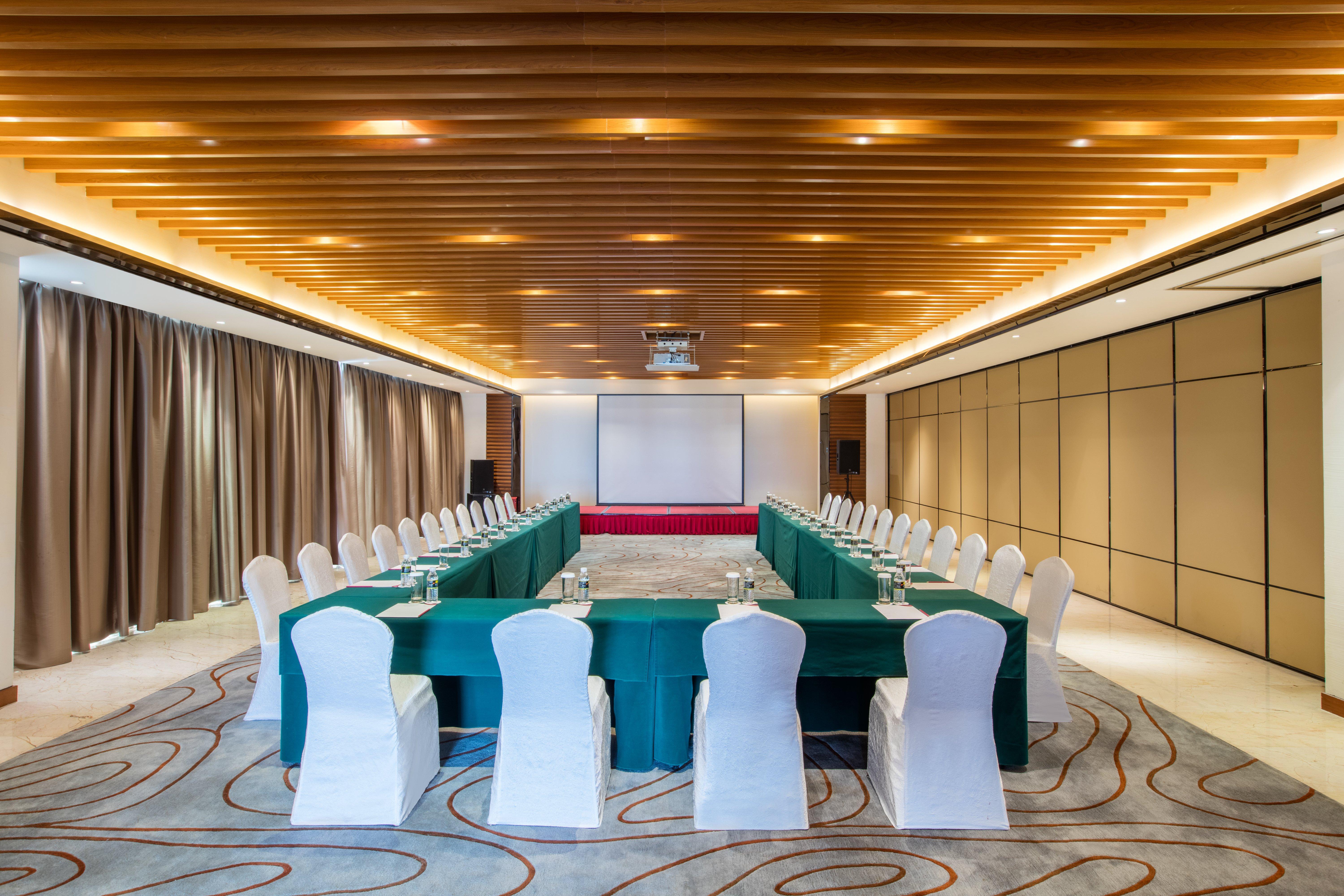 Crowne Plaza Sanya City Center By Ihg Esterno foto