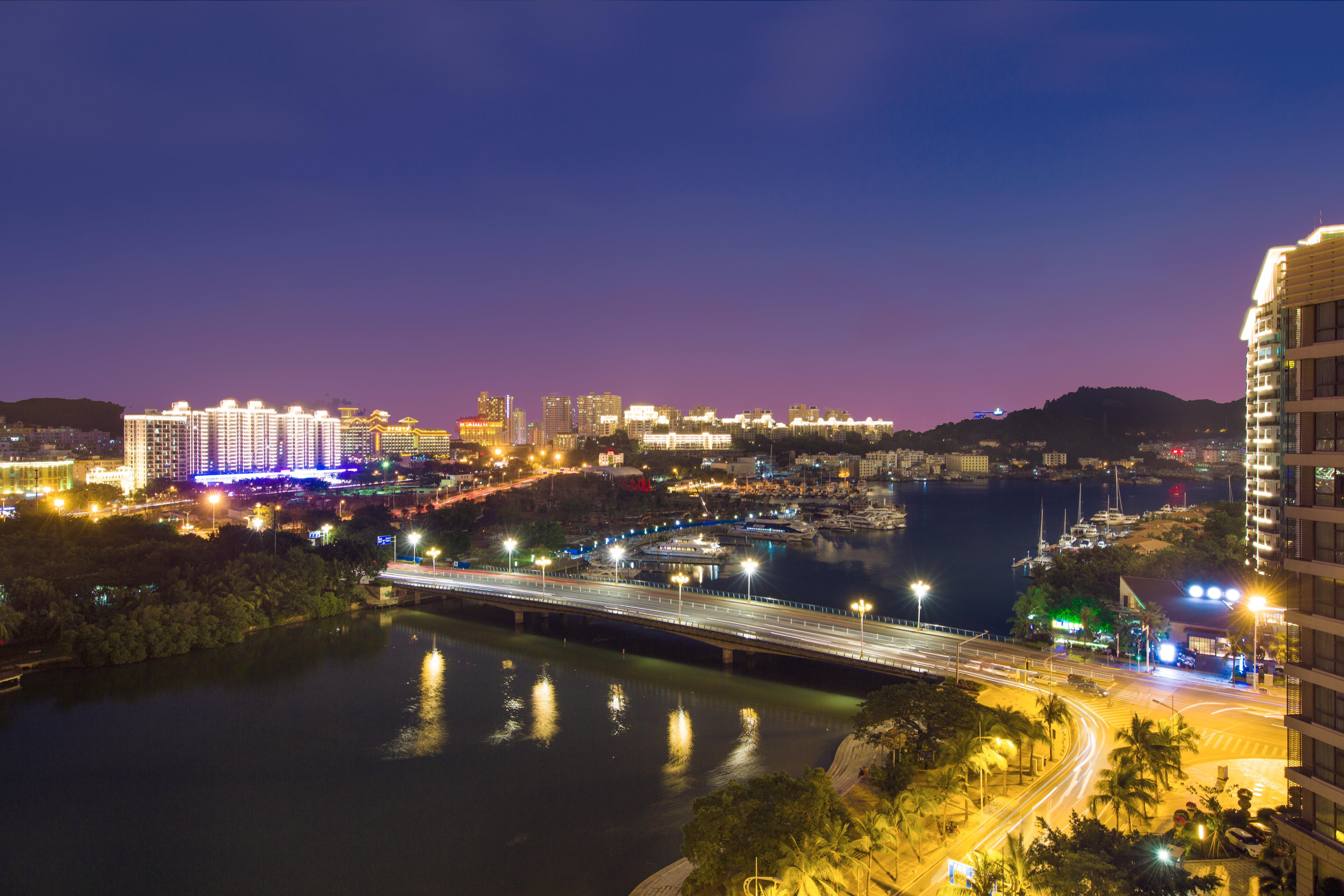 Crowne Plaza Sanya City Center By Ihg Esterno foto